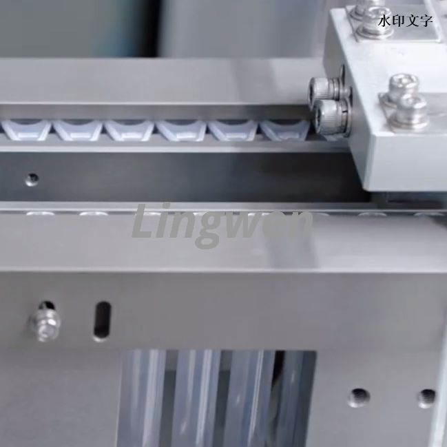 Lingwen Medical Device Luer Lock Plastik Syringe Assembly Machine